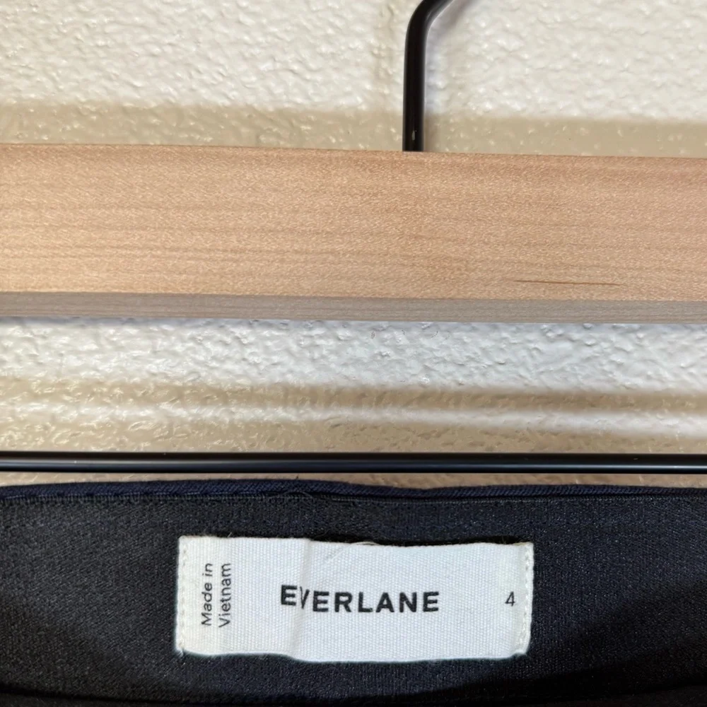 Bundle of 2 Everlane The Curvy Side Zip Stretch Cotton Pants size 4 A31